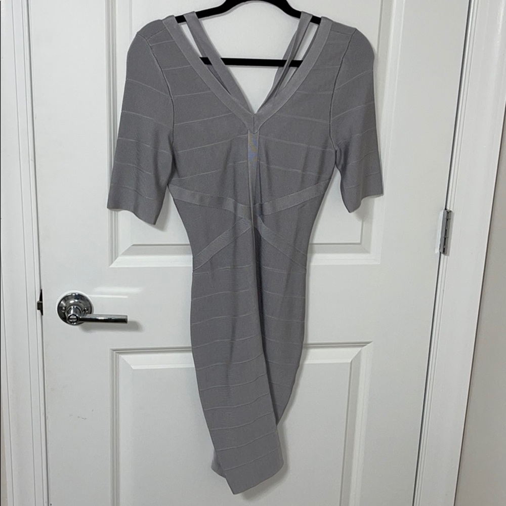 v neck short sleeve tight mini dress